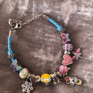 bracelet (celebrate LiFE)